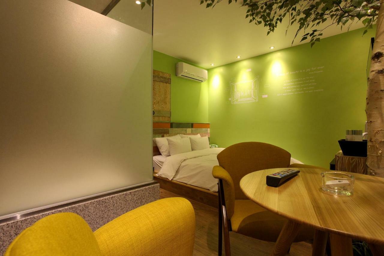 Lush Hotel Seoul Exterior photo